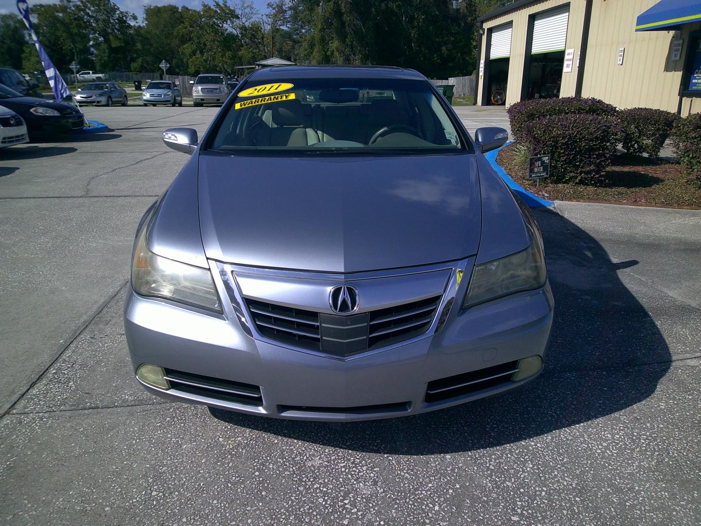 2011 SILVER ACURA RL (JH4KB2F60BC) , located at 1200 Cassat Avenue, Jacksonville, FL, 32205, (904) 695-1885, 30.302404, -81.731033 - Photo#0